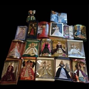 Barbie Collector's Edition 19 Dolls- PICK UP ONLY!